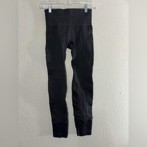 Lululemon Q5 compression leggings size 2